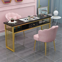 Station de manucure élégante pour salon de beauté, mobilier en bois, tables à ongles, bureau de manucure avec chaise