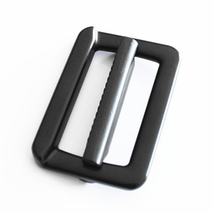 Correa de alta calidad Barra central ajustable Tri-glide Hebilla de bolsa de Liberación lateral de metal - Product Image 3