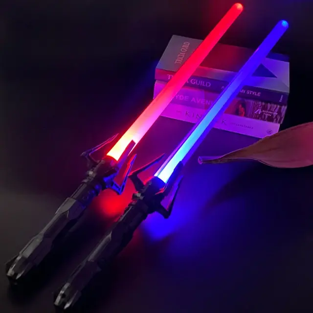 Luz de alta Qualidade Saber Colorido Luminoso Light Up Toy Led Piscando Starwars Espadas Laser Espadas Toy Fantasia Espadas