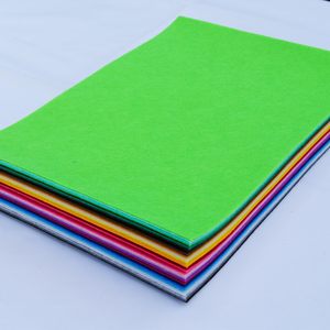 Série de feutres souples et flexibles de couleur verte de 1,4 mm pour patchwork DIT, taille 20x30 cm, 4 couleurs assorties - Product Image 1