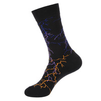Vente en gros de chaussettes à tube moyen avec motif de logo personnalisé Happy Design Chaussettes en coton à la mode pour femmes et hommes
