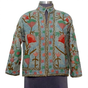 Nouvelle tendance TNT, magnifique couverture en coton indien faite à la main, broderie Suzani, respirante, matelassée, tricotée, pour femmes, vêtements de fête d'hiver - Product Image 1