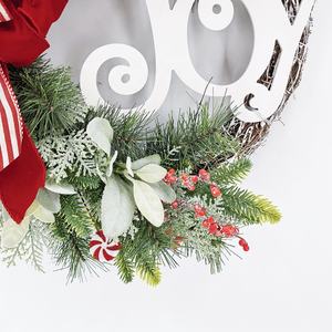 手工制作圣诞装饰品 22 英寸直径花环门挂 JOY 蔓莓藤条适合家庭餐桌节日装饰 - Product Image 5