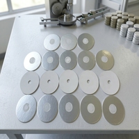 Opercule d'étanchéité en aluminium pour bouteille avec système de ventilation