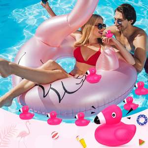 12 canards flamants roses en plastique, jouets de bain flottants et grinçants, cadeaux de fête prénatale, décoration de gâteau, décoration de salle de classe - Product Image 5