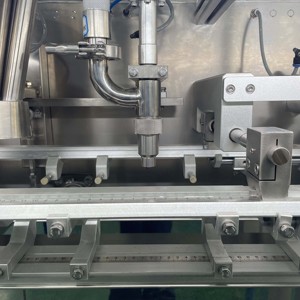 Empaquetadora automática de bolsas prefabricadas multifunción para aperitivos de mascotas con salsa dulce de Ketchup - Product Image 2