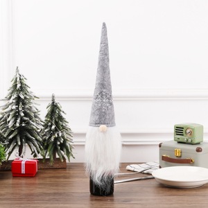 Nouvelles décorations de Noël pour champagne, housses créatives nordiques en peluche pour bouteilles de vin, sacs à vin pour la vente en gros - Product Image 5
