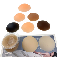 Cache-tétons invisibles en silicone réutilisables, ultra-fins, lavables, sans couture, avec adhésif, en boîte d'emballage personnalisée, avec logo tissé sur la poitrine