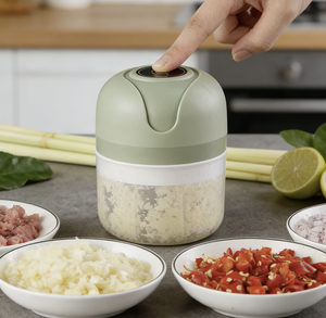 เครื่องบดเนื้อไฟฟ้าขนาดเล็กและเครื่องเตรียมผักแบบ PP เครื่องตัดสับอเนกประสงค์สำหรับครัว - Product Image 4