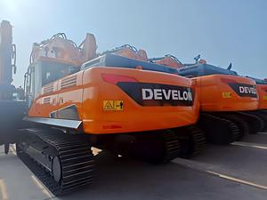 Excavatrice sur chenilles Develon DX360LC, 36 tonnes, grande pelle hydraulique pour l'exploitation minière et la construction de carrières - Product Image 3