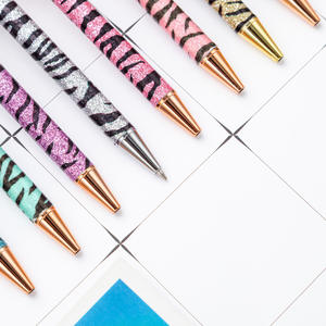 Bolígrafo con Diseño de Leopardo, Retráctil, Brillante y Elegante, Ideal para Regalo, en Oferta - Product Image 3