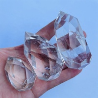 Vente en gros de cristal naturel transparent de 5 à 6cm polyèdre de quartz clair poli pour cadeaux de guérison