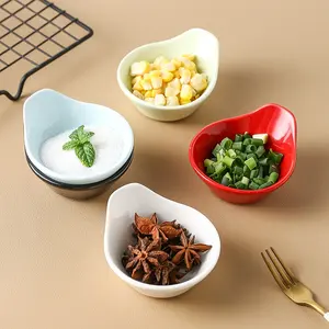 Маленькие керамические блюда в японском стиле, бытовая тарелка для приправ, тарелка для соевого соуса, уксуса, закусок