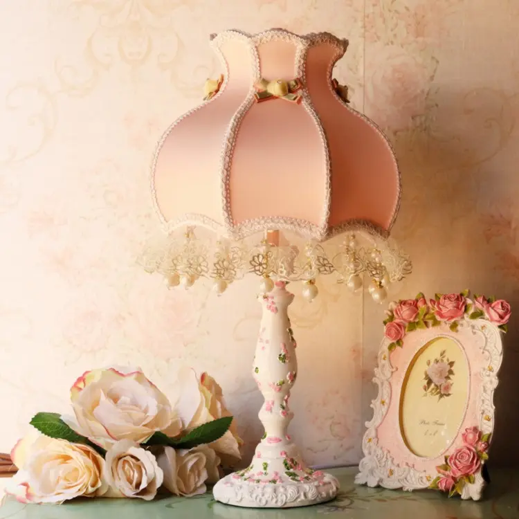 Europese Prinses Stijl Handwerk Stof Tafellampen Rose Bloem Led Nachtlampje Nachtkastje Verlichting Voor Meisje Slaapkamer