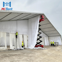 Tente de mariage élégante en aluminium durable pour l'extérieur, avec structure en aluminium et toile en PVC blanc, idéale pour les événements, les mariages et les fêtes