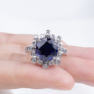 Anillo de Moda Messi Jewelry MSR-1905 PT950 con Zafiro Redondo, Anillo con Gema Azul - Product Image 1