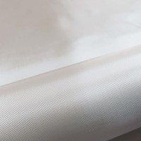Tissu en fibre de verre E-Glass standard 7628 de qualité électronique, tissage uni, avec une bonne adhérence pour les produits solaires et électriques CCL