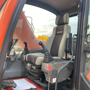 Excavatrice DX130-9C Doosan d'occasion de haute qualité modèle 2019 poids en ordre de marche de 13 tonnes moteur et pompe inclus bon prix - Product Image 6