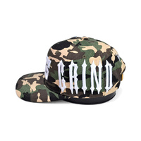 Casquette à visière plate personnalisée camouflage 3D brodée en relief avec sangle en cuir, style streetwear camouflage woodland, vente en gros, faible MOQ