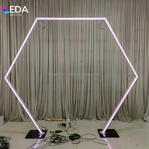 Tunnel d'éclairage LED personnalisé LEDA avec effet de changement de couleur RVB, arche lumineuse LED pour passerelle, scène extérieure, toile de fond de scène, arche pour décoration d'événements - Product Image 1