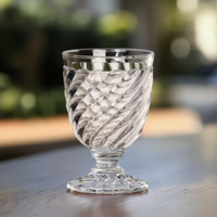 Verre à vin de luxe en cristal transparent, style chinois, nouveau, avec motif torsadé personnalisé, pied court, 180-320 ml, logo personnalisé, fabrication sur mesure