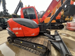 Excavatrice Kubota KX80-4 d'occasion, importée du Japon, mini-pelle de 8 tonnes, système hydraulique stable, fonctionnalités complètes, bon état - Product Image 4