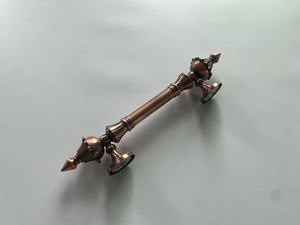 Tay cầm cổ kẽm thích hợp cho các loại cửa gỗ khác nhau. Cửa biệt thự có thể được tùy chỉnh với tay cầm đồng cổ - Product Image 4