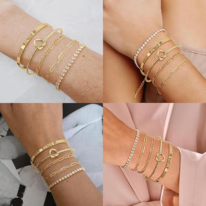 Conjunto de brazaletes dorados con cadena de diamantes de imitación y diseño de nudo para mujeres y hombres, regalo, joyería, accesorio de moda, estilo unisex - Product Image 2