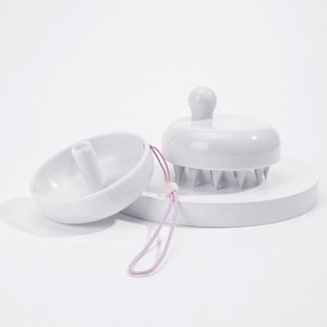 Cepillo de silicona para masaje del cuero cabelludo con función de meridianos, peine portátil para champú, para el cuidado del cabello, color blanco - Product Image 1