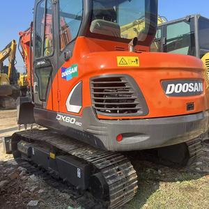 รถขุดตีนตะขาบ Doosan DX60 มือสอง ขนาด 6 ตัน รถขุดไฮดรอลิกขนาดเล็ก เครื่องยนต์ Yanmar แท้จากเกาหลี ชั่วโมงการใช้งานต่ำ ขาย - Product Image 1