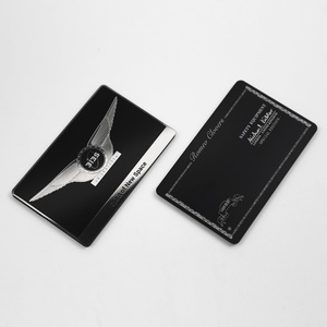 บัตรสมาชิกสมาร์ทชิป สลักเลเซอร์ 0.4-2.0 มม. บัตรธุรกิจโลหะสีดำทอง - Product Image 1