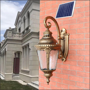 Lanterne en verre clair antirouille imperméable de mur extérieur rétro européen traditionnel E27 applique décorative de LED pour l'aluminium de patio - Product Image 4