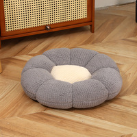Coussin pour animaux de compagnie en forme de fleur, doux, lavable, antidérapant, chaud, respirant, tapis pour chien et chat pour une utilisation en intérieur