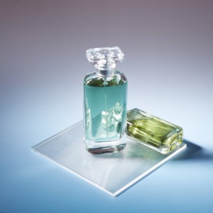 Nuovo stile 30ml 50ml 100ml opaco chiaro e blu di forma quadrata olio <span class=keywords><strong>profumo</strong></span> di vetro bottiglia più venduta per il <span class=keywords><strong>profumo</strong></span> - Product Image 1