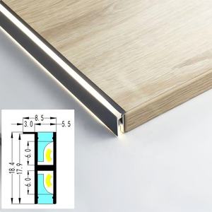Lampada Luminosa Bifacciale Superiore e Inferiore per Armadio, Cantinetta e Vetrina - Product Image 1