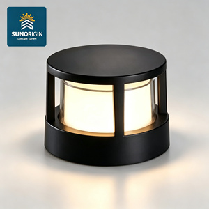 Lampadaire LED à poteau, étanche IP65, pour extérieur, jardin, lumière blanche chaude RGBW, en aluminium, pour patio, allée - Product Image 1