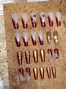 24 <span class=keywords><strong>faux</strong></span> <span class=keywords><strong>ongles</strong></span> longs à presser en acrylique, motif feuille <span class=keywords><strong>d</strong></span>'érable, style français, dorés à paillettes, design de luxe - Product Image 2