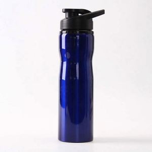 Stainless Steel Vacuum Tumbler 750Ml Travel Water Bottle With Lid Thermal Insulation Red Blue Modern Design - Product Image 4