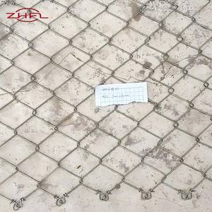 Oferta Especial Rollo de Malla de Alambre de Eslabones Tipo Diamante Cyclone Wire Fence Negro 6 Pies de Alto - Product Image 2