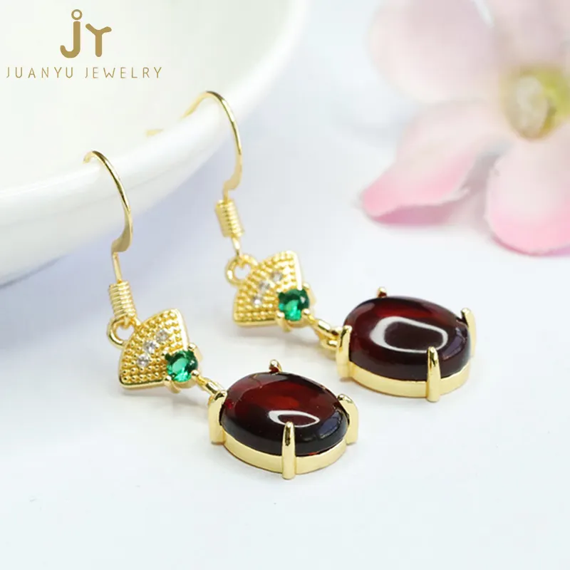 Old-fashioned Fan Shape Natural Cherry Amber Drop Earrings High Quality Amber Earrings Gold Plated Stainless steel Earrings