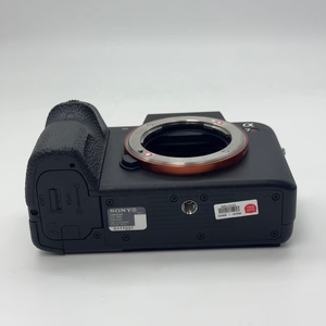 Appareil photo numérique hybride plein format <span class=keywords><strong>Sony</strong></span> Alpha 7R <span class=keywords><strong>II</strong></span> A7R2 en gros, boîtier 42,4 MP avec capteur BSI, vidéo 4K, stabilisation IBIS 5 axes, approvisionnement en vrac professionnel - Product Image 6