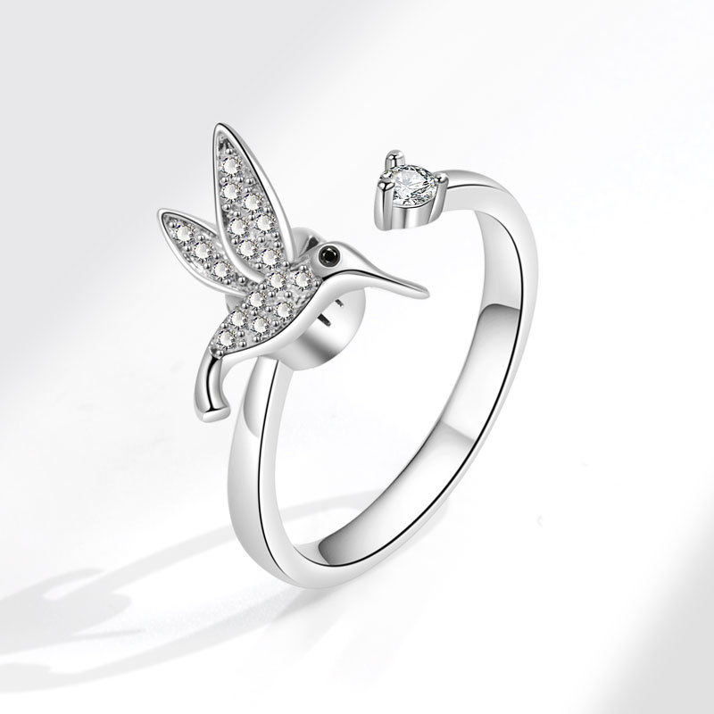 White gold color