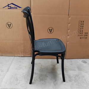 Chaise en plastique moderne <span class=keywords><strong>vintage</strong></span> <span class=keywords><strong>de</strong></span> haute qualité avec dossier croisé, empilable, pour la maison, le <span class=keywords><strong>bar</strong></span>, la salle à manger, les mariages, les locations d'événements - Product Image 5