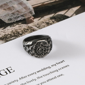 Anillo de Plata Antigua de Acero Inoxidable para Hombre, Diseño de Textura Irregular, Joyería de Regalo SA1156 - Product Image 1