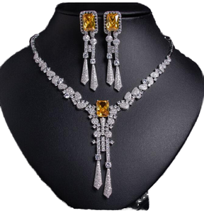 Conjuntos de Joyería de Circonio de Estilo Bollywood, Exagerados, Pakistaníes, Grandes y Lindos, para Novias, Bodas, Compromisos, Aniversarios y Fiestas - Product Image 1