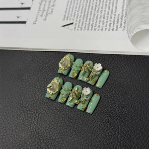 Ongles artificiels faits main de haute qualité, style court, style ange, accessoires pour ongles, designs personnalisés disponibles, prix de gros pour les ongles - Product Image 3