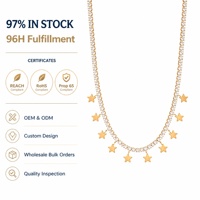Collier chaîne tennis en CZ brillant plaqué or avec pendentif étoile en acier inoxydable, prêt à être expédié en gros