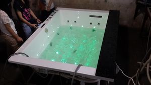 Nuevo diseño 1900 MM <span class=keywords><strong>dos</strong></span> personas bañera hidromasaje jakuzzy precio de masaje interior - Product Image 5