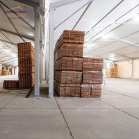 Tente industrielle durable de stockage de grande envergure de couverture de PVC d'entrepôt commercial résistant de 600 carrés avec des portes de murs