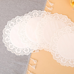 Vente en gros de napperon en <span class=keywords><strong>papier</strong></span> Tapis de <span class=keywords><strong>table</strong></span> jetable décoratif pour gâteaux pour restaurants <span class=keywords><strong>table</strong></span> à manger - Product Image 5